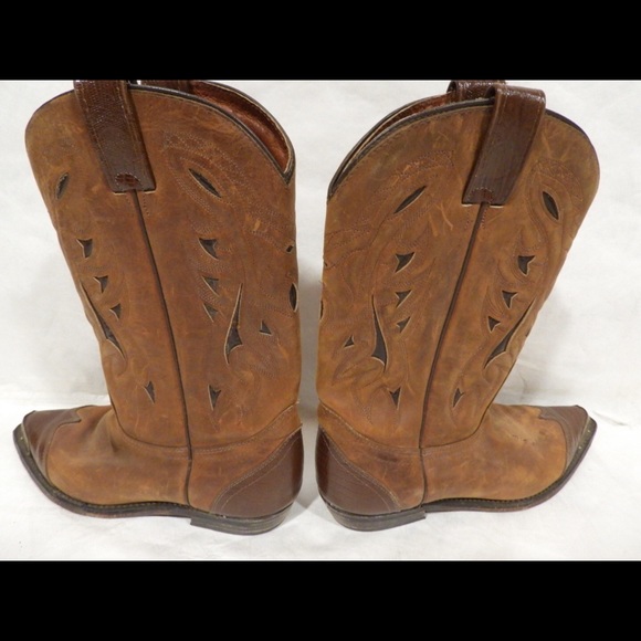 Womans Cowboy Boots (made In Canada) Size: 8 1/2 - Picture 3 of 8